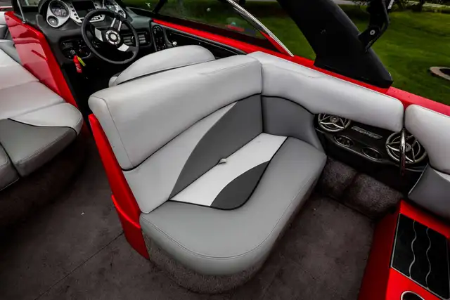 2011 Supra 22V in Powerboats & Motorboats in Rimouski / Bas-St-Laurent - Image 15