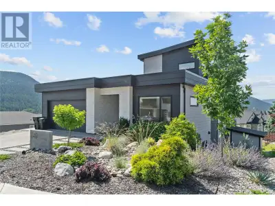 Welcome to the Foothills in Vernon where the community is known for it's views and lifestyle. This 3...