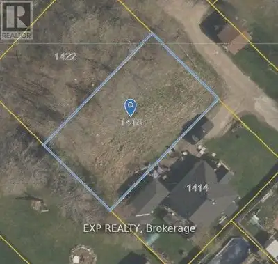 Attention builders and investors! Don't miss the chance to create your dream retreat or new forever...