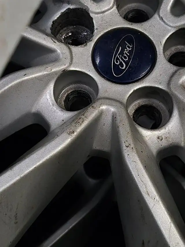 Ford EDGE KIT MAG ET PNEUS 18 BLIZZAK 2019 in Cars & Trucks in St-Georges-de-Beauce - Image 5