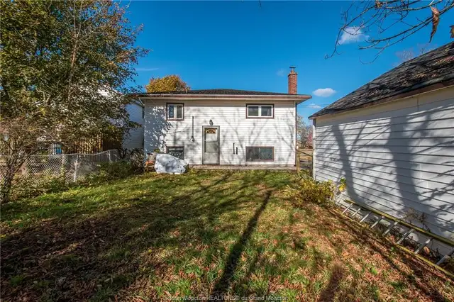 C12 BSMT - 2 BEDROOMS | FULLY FURNISHED ALL UTILITIES INCLUDE in Long Term Rentals in Moncton - Image 17