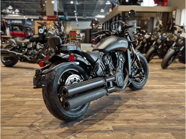 2024 Indian Motorcycle Scout Bobber Sixty ABS // Black Smoke in Street, Cruisers & Choppers in Winnipeg - Image 13