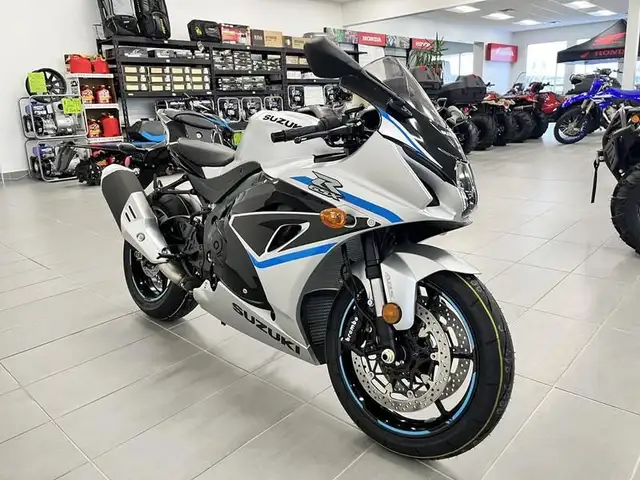 2025 Suzuki GSX-R1000A in Sport Bikes in St. Albert - Image 7