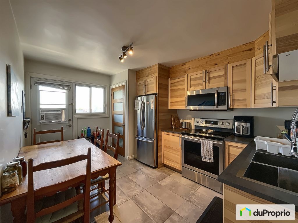 $2,439,000 - 6 units or more for sale — photo 2