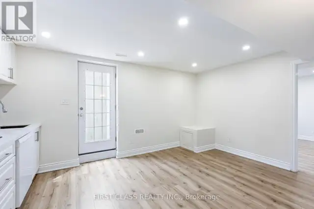 BASEMENT - 802 YATES DRIVE Milton (CO Coates), Ontario in Long Term Rentals in Oakville / Halton Region - Image 5