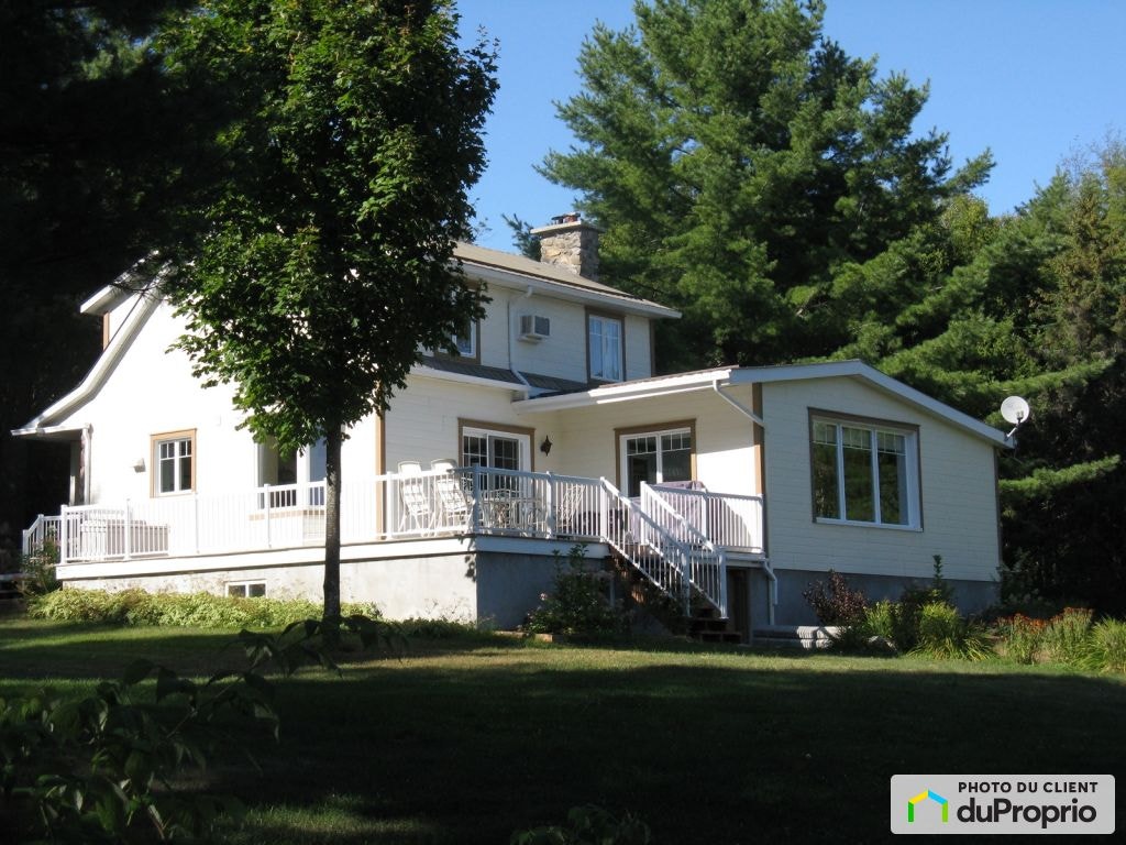 $840,500 - Country home for sale in St-Hippolyte — photo 3