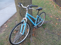 Lovely CCM Hybrid Bicycle - No Problems - Near U of T