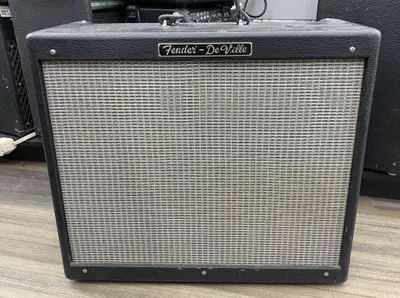 Fender Hot Rod Deville 212 Tube Amp Item# 1393109 - Needs new handle - Otherwise great and in workin...