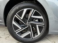 Humberview Volkswagen on the Queensway Don't miss your chance to own this stunning 2024 Jetta Highli... (image 8)