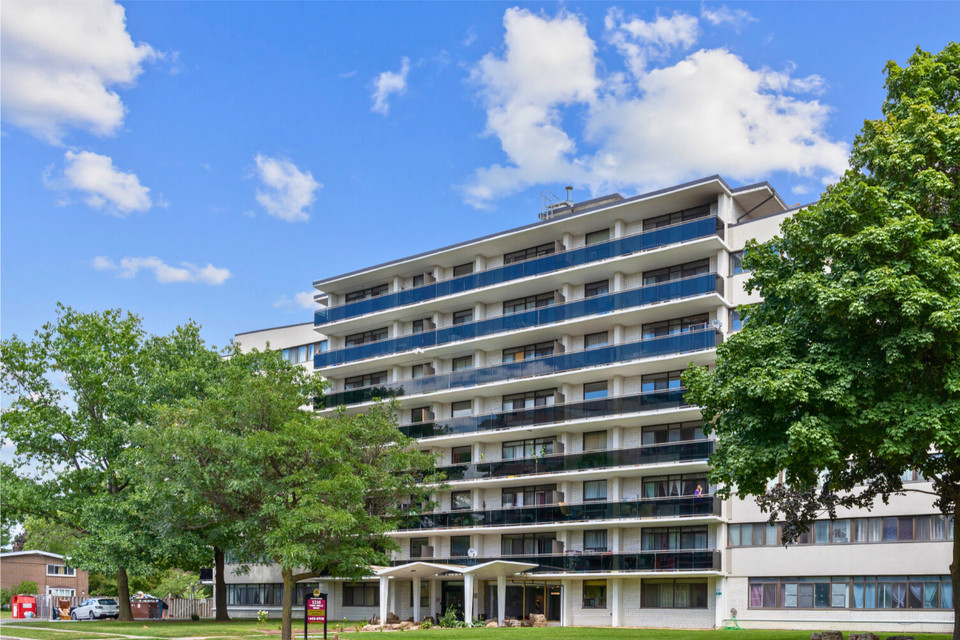 Don View Towers - 2 Bdrm available at 1216 York Mills Road, Toro in Long Term Rentals in City of Toronto