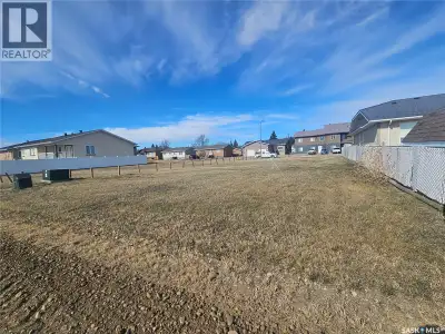 Located on the outskirts of town, this property has an uninterrupted view of the Hills to the south,...
