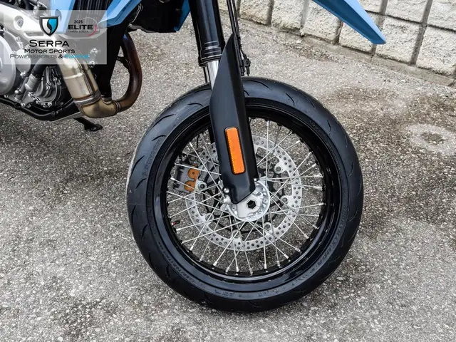 2025 Suzuki DR-Z400SM in Street, Cruisers & Choppers in Markham / York Region - Image 6