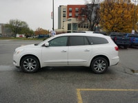 2017 Buick Enclave Premium AWD Comfortable, spacious, and well-equipped this 2017 Buick Enclave Prem... (image 1)