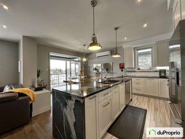 $529,900 - Condominium in St-Jean-sur-Richelieu (St-Luc) — photo 1