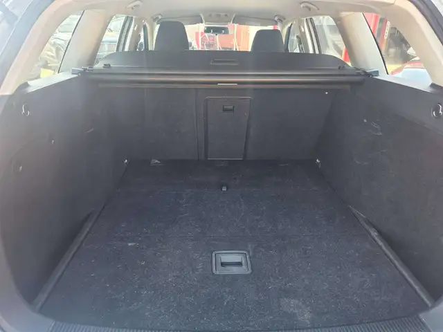 2010 Volkswagen Golf Trendline568795650348165125
