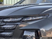 This Hyundai Tucson has a trusty Regular Unleaded I-4 2.5 L/152 engine powering this Automatic trans... (image 9)