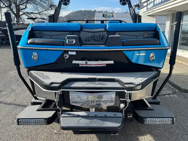 2021 Malibu M240 in Powerboats & Motorboats in Saskatoon - Image 9