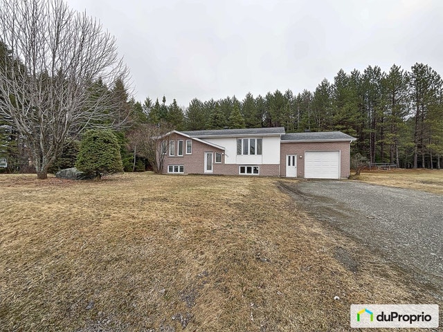 $298,000 - Bungalow for sale in Beauceville — photo 1