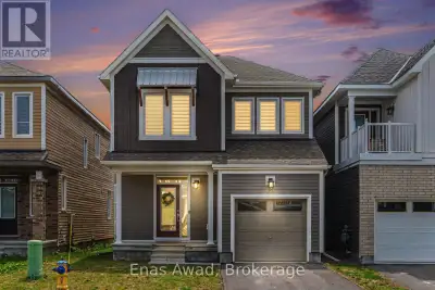 AVAILABLE SEPTEMBER 1st!!! 2005 sq ft with an additional 645 sq ft finished basement. Welcome to 656...