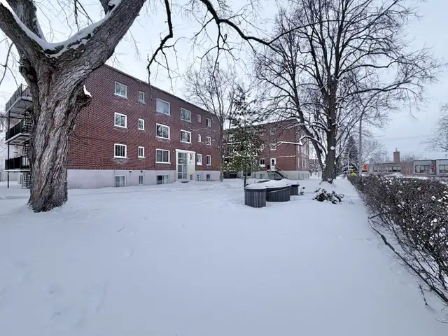 2 chambres rénovées à Ville St-Laurent - Wi-Fi et électros in Long Term Rentals in City of Montréal - Image 12