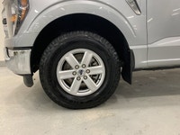 Check out this vehicle's pictures, features, options and specs, and let us know if you have any ques... (image 5)