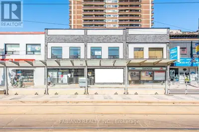 Qualified tenants may benefit from a combination of a $$ Cash inducement and free rent to assist wit...