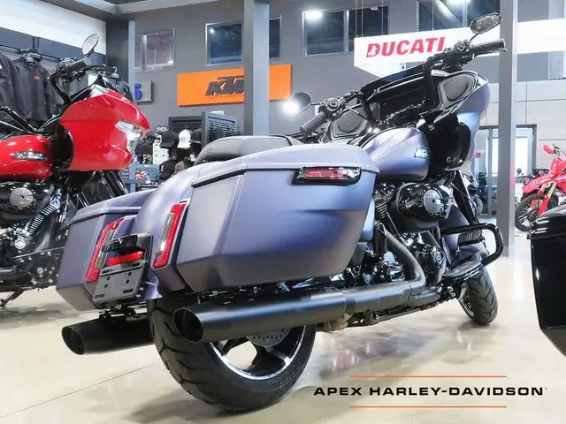 2025 Harley-Davidson FLTRX - Road Glide in Sport Touring in Cambridge - Image 5