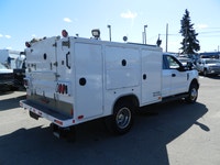 Welcome to Central Truck Sales. 2017 FORD XLT 4X4 F-350 (1 TON) SERVICE BODY WITH WIELDER ,6.2L engi... (image 8)