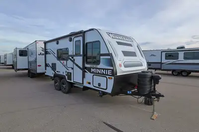 Welcome to Eldorado RV Sales, the longest running dealership in Southern Alberta! Equipped With: Par...