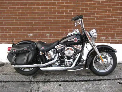 Welcome New Riders! Financing Options Available! 2016 Harley-Davidson Heritage Softail Classic This...