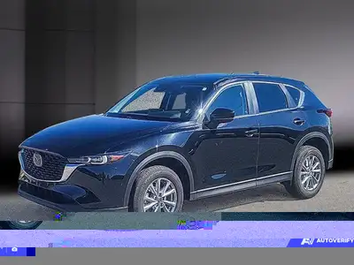 Le Mazda CX-5 GX AWD 2022 est une porte d'entrée élégante et bien équipée dans le monde des VUS comp...