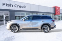 Step into sophistication and unparalleled versatility with the 2025 INFINITI QX60 LUXE. This strikin... (image 2)