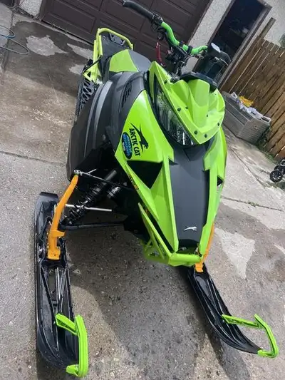 2023 Arctic Cat M8000 Hardcore Alpha 154 x 3” pull start in stock at Northside Motorsports Edson. Co...