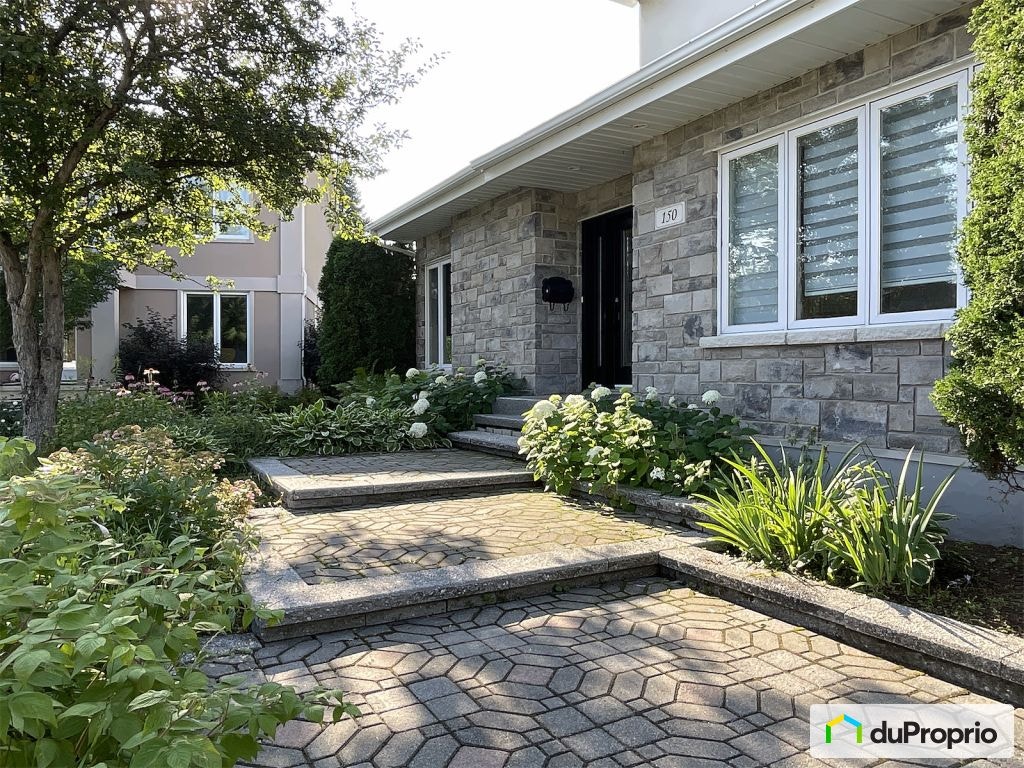 $573,000 - 1 1/2 Storey for sale in Alma — photo 2