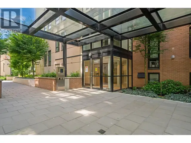 304 4488 CAMBIE STREET Vancouver, British Columbia63008313240323121
