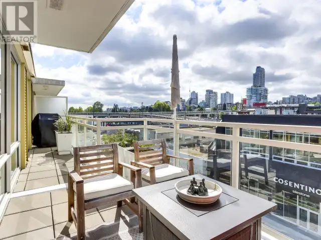 507 1635 W 3RD AVENUE Vancouver, British Columbia62864382109826122
