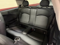 WOW! WHAT A CAR! BMW/MINI DEALER TRADE-IN! LOCAL ONTARIO CAR! SERVICE RECORDS! 3 DOOR COOPER 1.5L 3... (image 9)