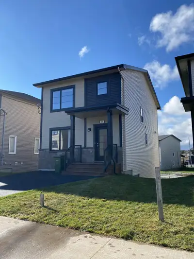 ARI Properties is proud to welcome you to Travertine Court. A bright, modern, and spacious 4 bedroom...