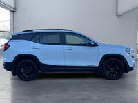 Check out this vehicle's pictures, features, options and specs, and let us know if you have any ques... (image 5)