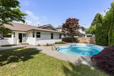 Step into relaxed single-level living with this beautifully maintained 1,662 sqft rancher offering a...