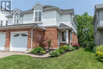 OPEN HOUSE- SATURDAY JUNE 21ST 12-2PM & SUNDAY JUNE 22ND 2-4PM. Welcome to 512 Mayflower St. located...