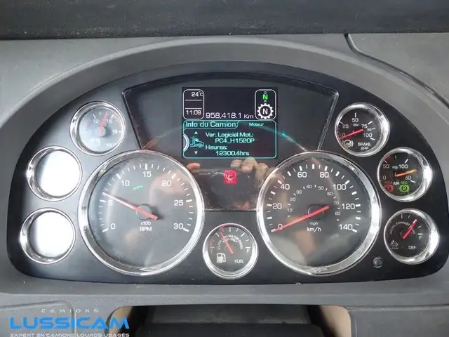 2020 Kenworth T680 in Heavy Equipment in Longueuil / South Shore - Image 16