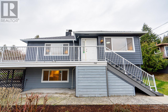 766 CALVERHALL STREET North Vancouver, British Columbia dans Maisons à vendre  à Rive Nord - Image 2