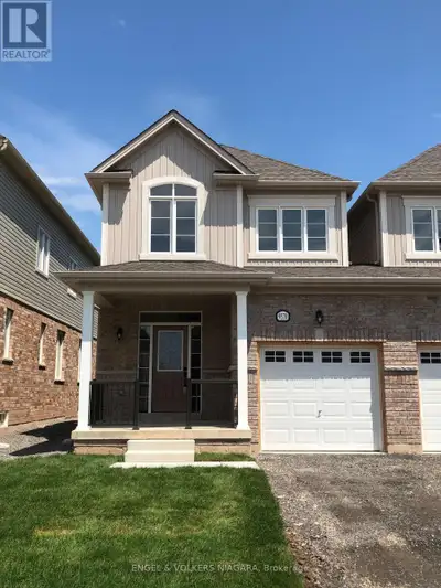 This inviting semi-detached home boasts a smartly designed 2-storey layout, ideal for renters seekin...