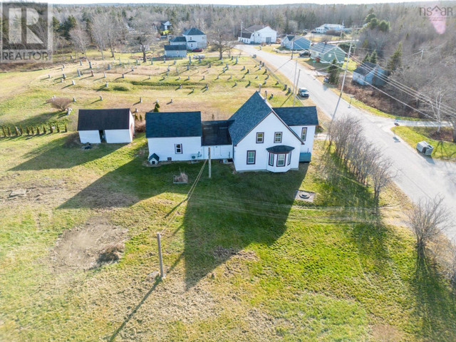 25 Newell Road Plymouth, Nova Scotia in Houses for Sale in Yarmouth - Image 3