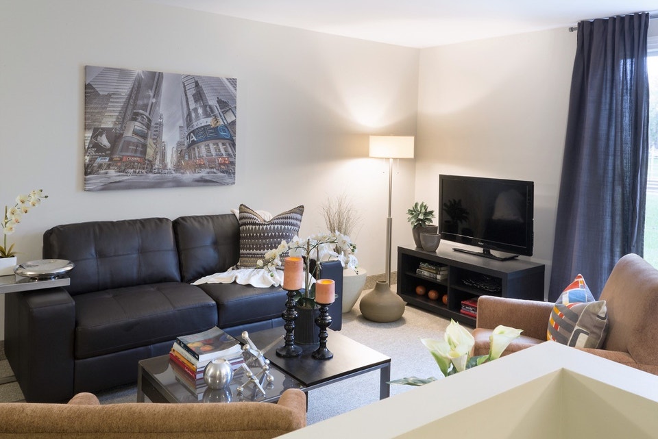 St. Vital Villa & Westover Square - 2 Bedroom  Apartment for Ren 4