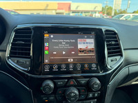 2022 Jeep Grand Cherokee WK Limited Loaded! - 4-wheel drive - Leather & heated seats - Touchscreen w... (image 6)