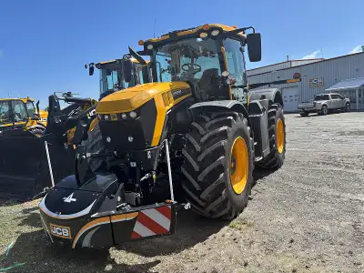 2026 JCB 4220 FASTRAC iCON TRACTOR STOCK# A115246 218 ENGINE HP 235 MAX HP 197 PTO HP 4WD DIFF LOCK...