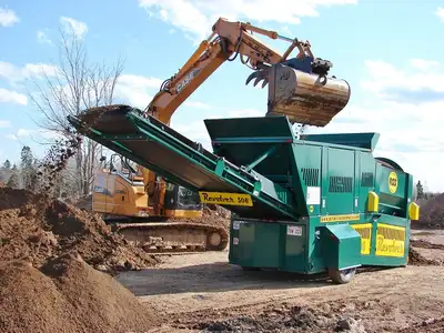 RT508 Revolver Trommel Screener- This Trommel is towable, pintle hitch and hydraulic jacks, 5 x 8 dr...