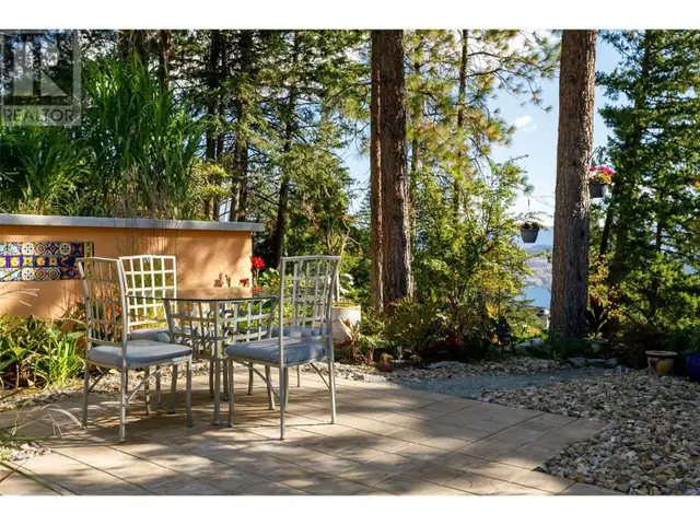 1642 West Kelowna Road West Kelowna, British Columbia in Houses for Sale in Kelowna - Image 4